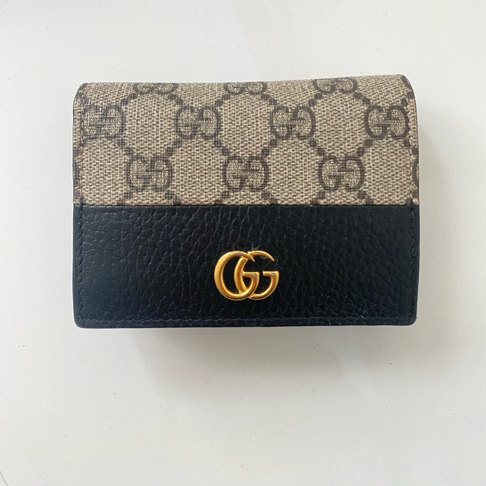 Gucci GG Marmont Card Case Wallet